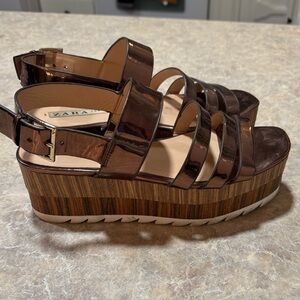 Zara Women's Shiny Brown Platform Sandals